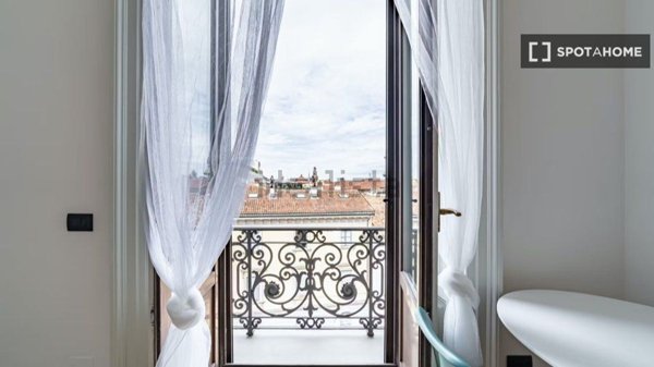 appartamento in affitto a Milano in zona Sant'Ambrogio