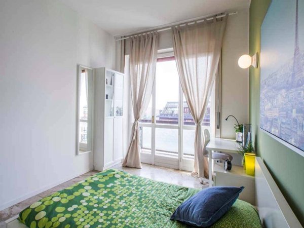 negozio in affitto a Milano in zona San Siro