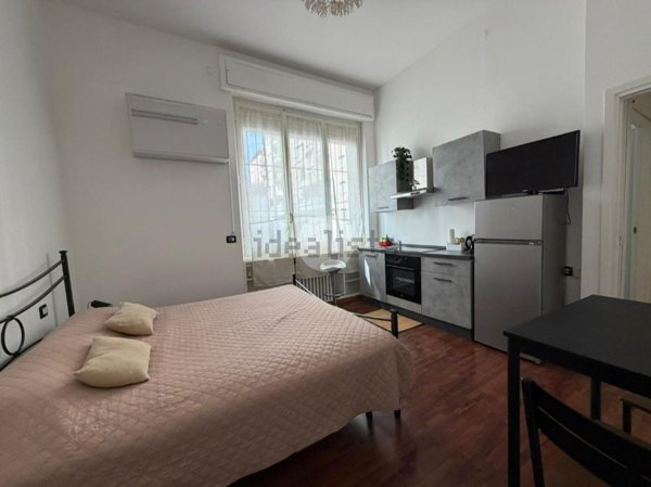 appartamento in affitto a Milano in zona Lorenteggio