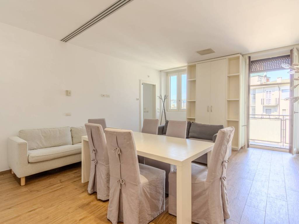appartamento in affitto a Milano in zona Porta Nuova