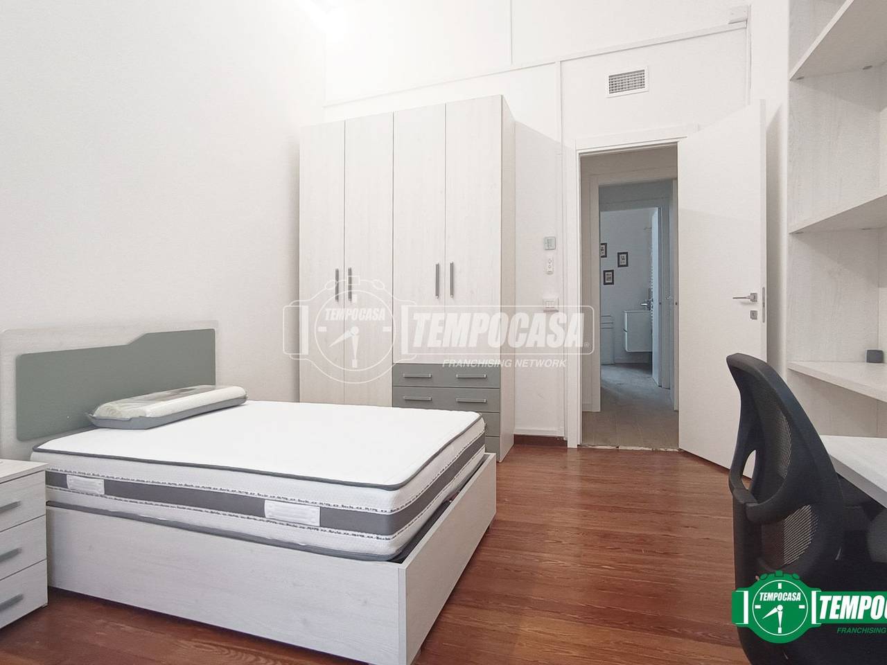 negozio in affitto a Milano in zona Sant'Ambrogio