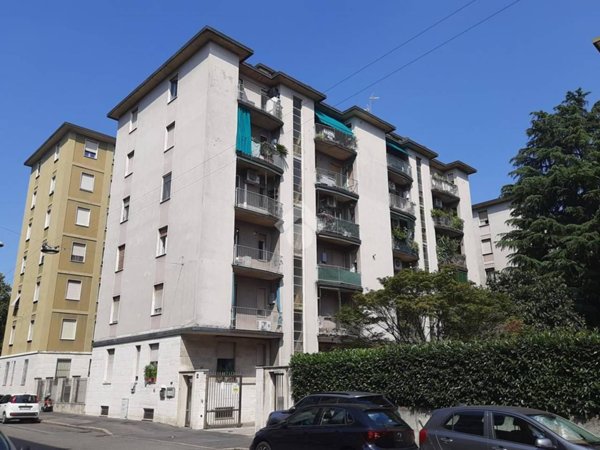 appartamento in affitto a Milano in zona Montalbino