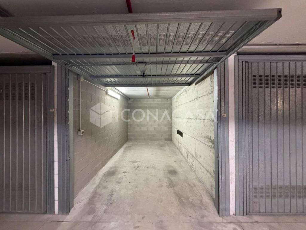 box auto in affitto a Milano in zona Calvairate