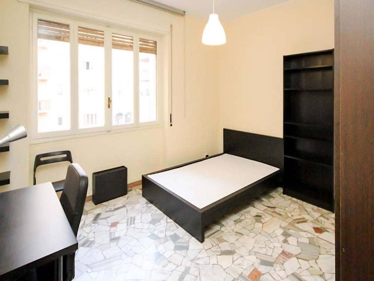 negozio in affitto a Milano in zona Ponte Seveso