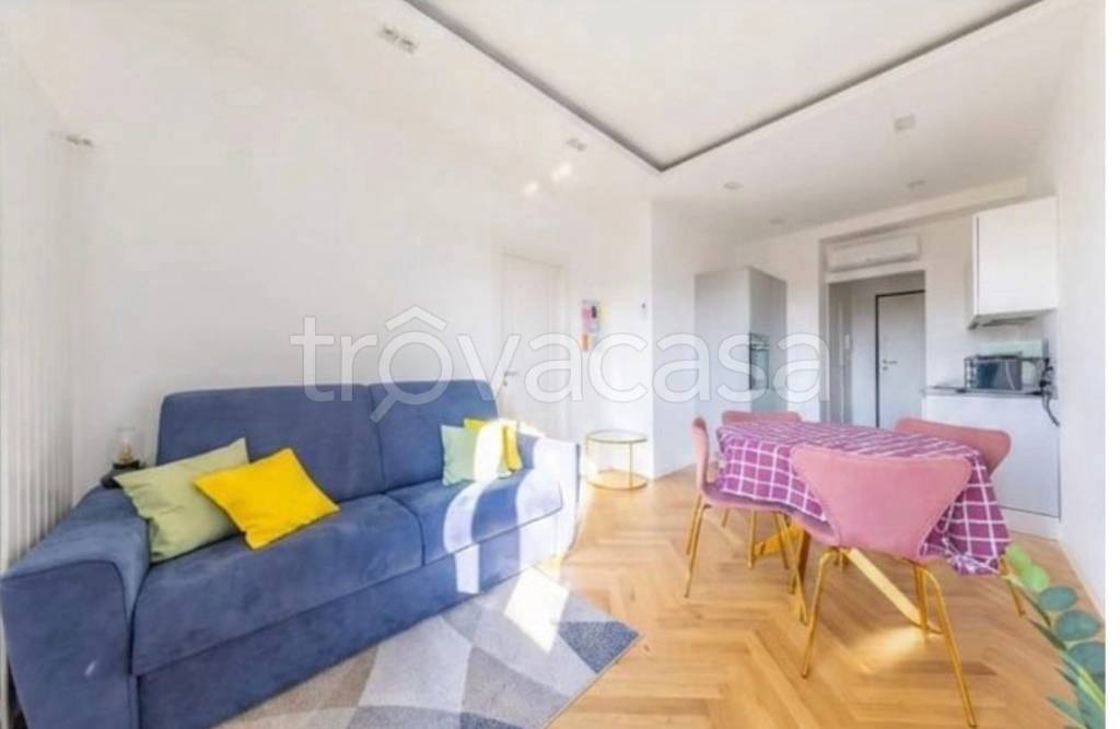 appartamento in affitto a Milano in zona Guastalla