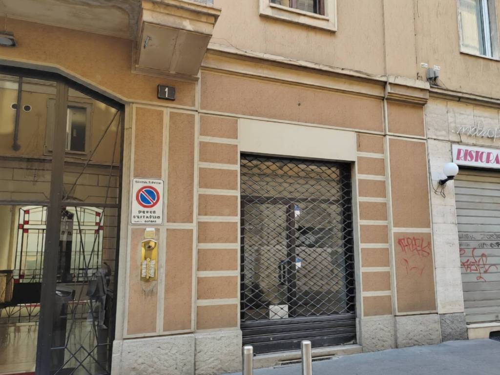 negozio in affitto a Milano in zona Guastalla