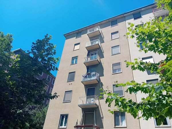 appartamento in affitto a Milano in zona Porta Genova