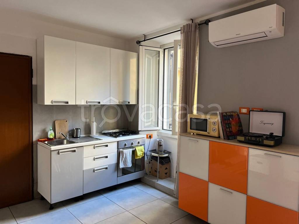 appartamento in affitto a Milano in zona Sant'Ambrogio
