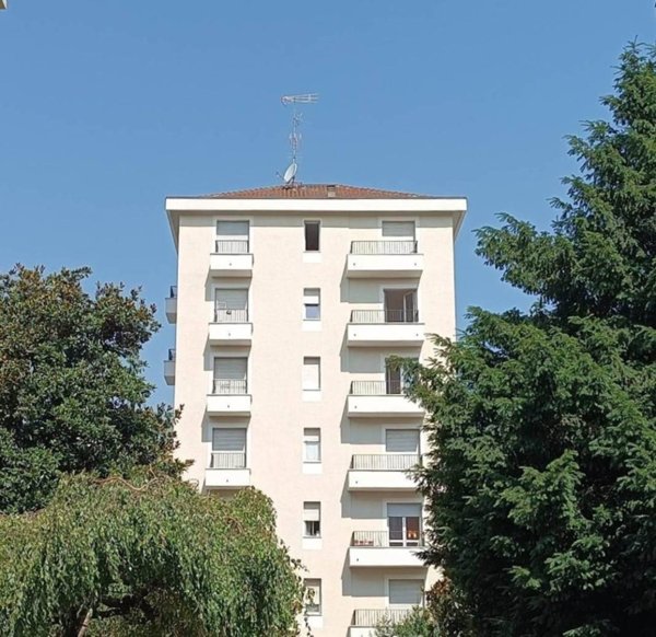 appartamento in affitto a Milano in zona Cinque Giornate