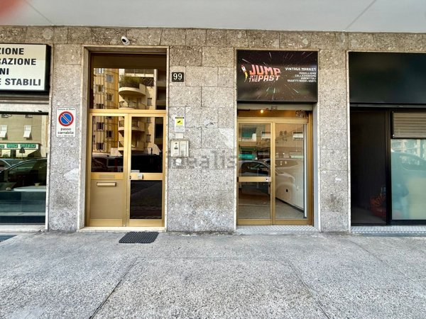 negozio in affitto a Milano in zona Dergano