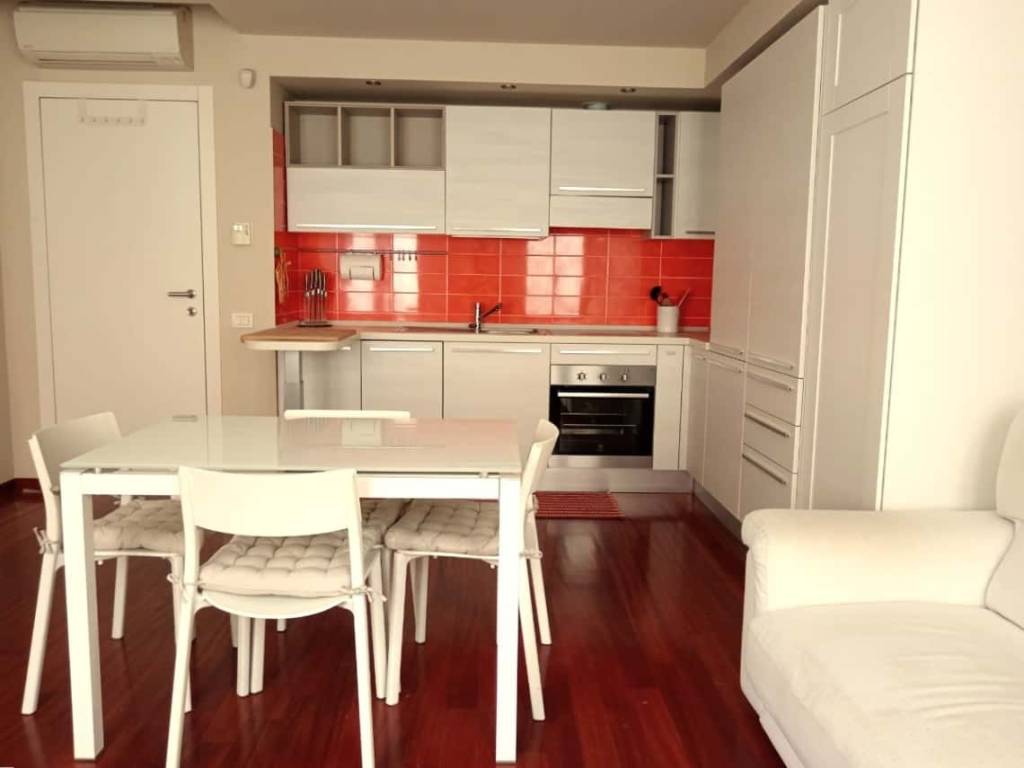 appartamento in affitto a Milano in zona Porta Genova