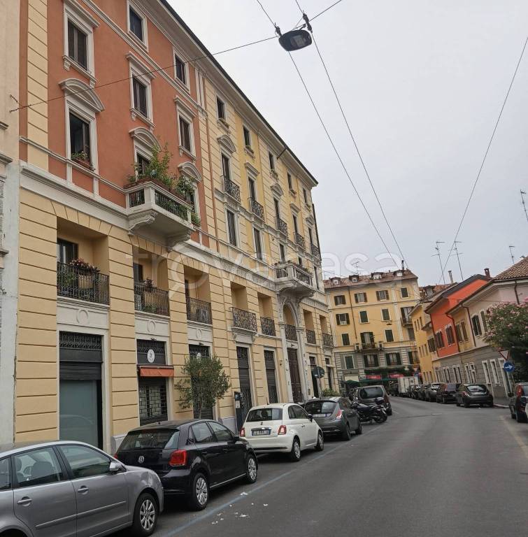 appartamento in affitto a Milano in zona Cinque Giornate