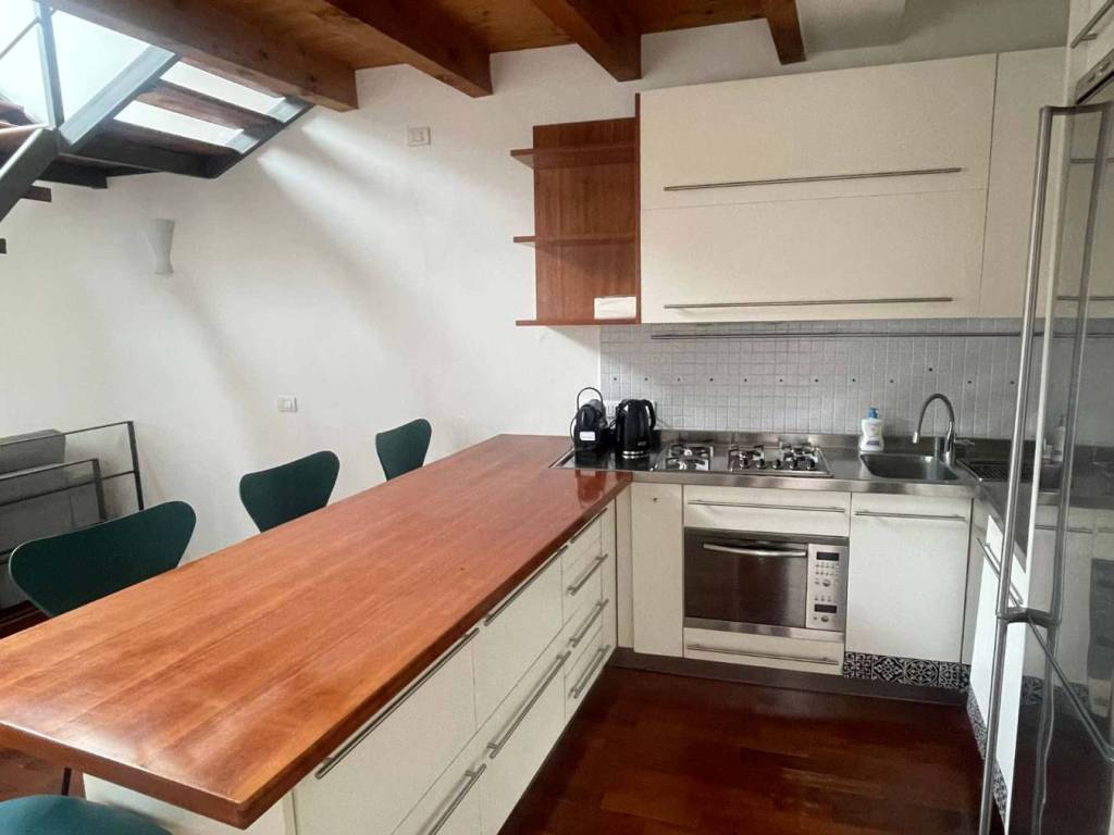 appartamento in affitto a Milano in zona Porta Genova