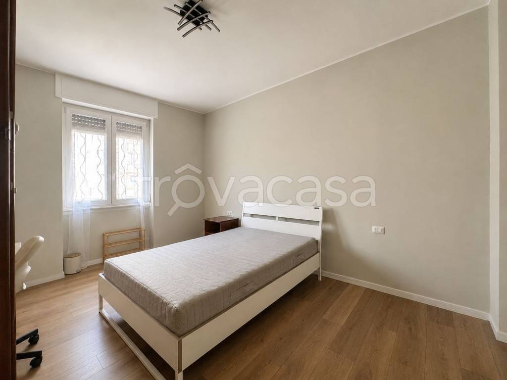 appartamento in affitto a Milano in zona Famagosta