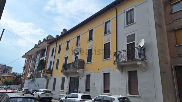 appartamento in affitto a Milano in zona Vigentino