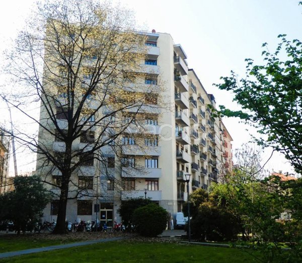 appartamento in affitto a Milano in zona Bullona