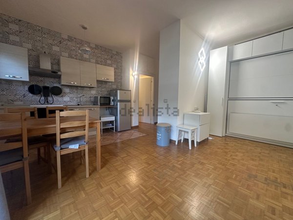 appartamento in affitto a Milano in zona Famagosta