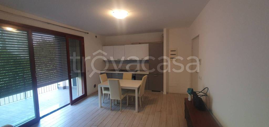 appartamento in affitto a Milano in zona Famagosta