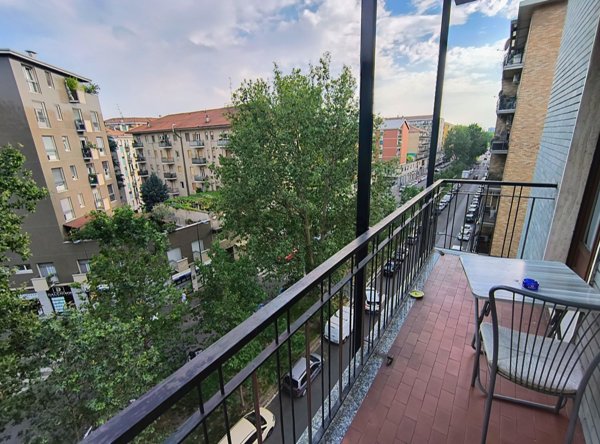 appartamento in affitto a Milano in zona Lorenteggio
