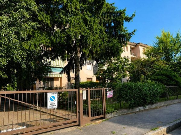 appartamento in affitto a Milano in zona QT8