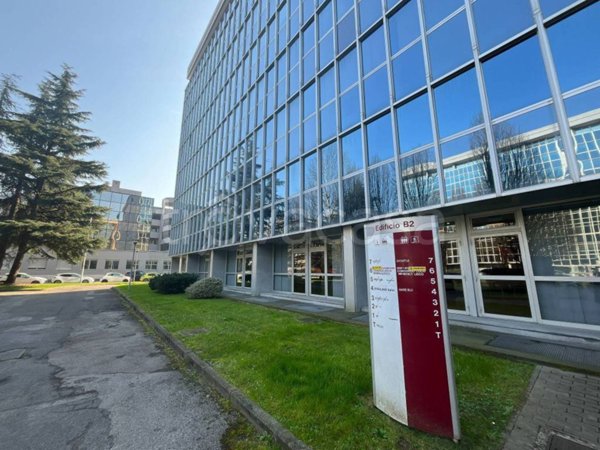 ufficio in affitto a Milano in zona Gratosoglio