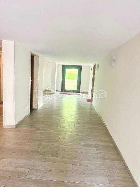 appartamento in affitto a Milano in zona Corsica