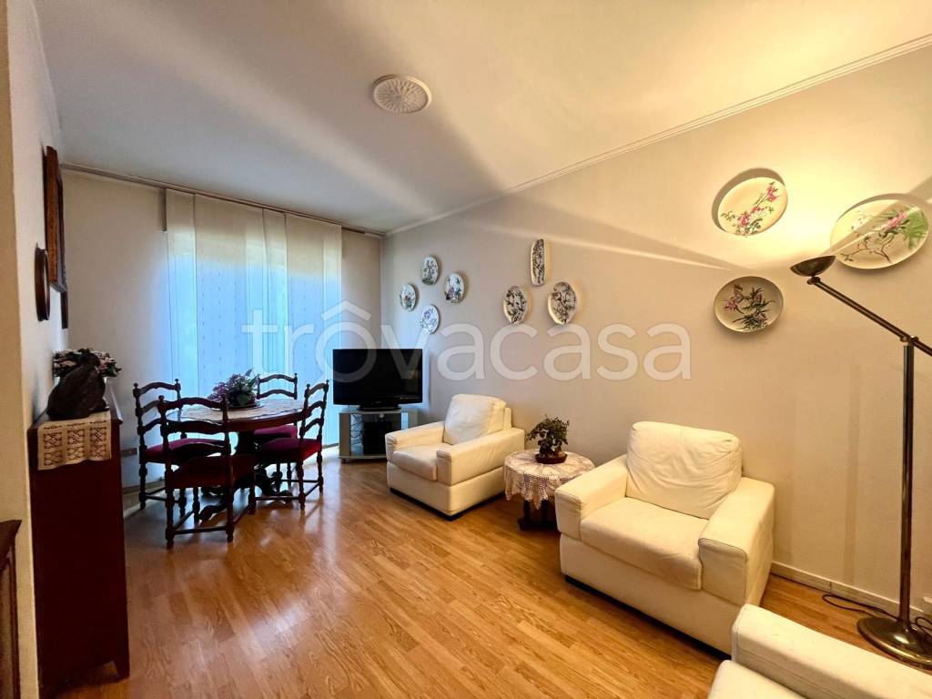 appartamento in affitto a Milano in zona Forlanini