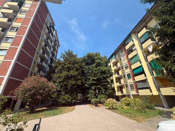 appartamento in affitto a Milano in zona Prato Centenaro