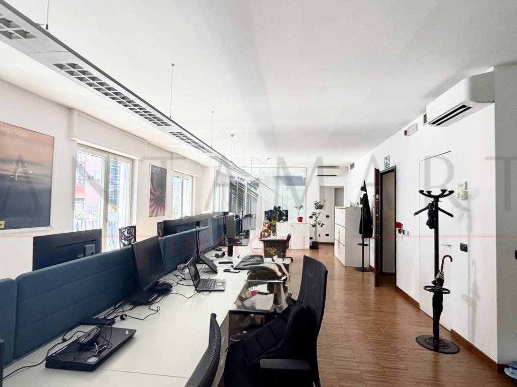 ufficio in affitto a Milano in zona Centro Direzionale