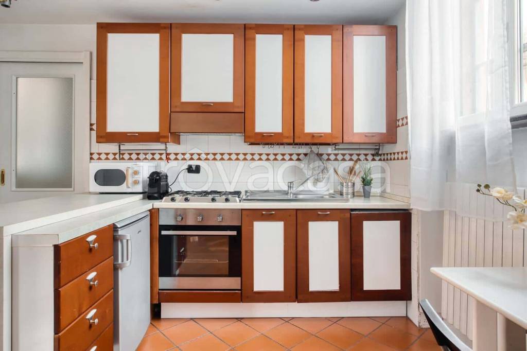 appartamento in affitto a Milano in zona De Angeli