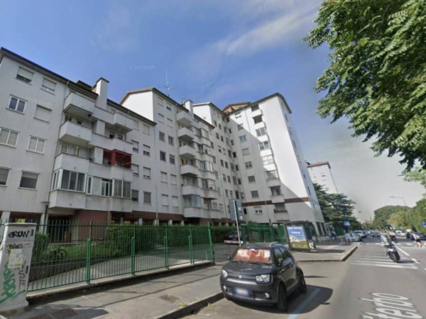 appartamento in affitto a Milano in zona Baggio
