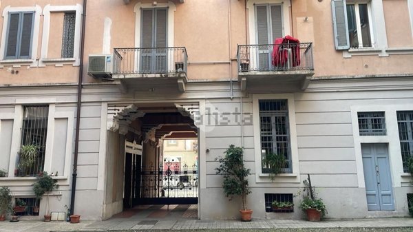 appartamento in affitto a Milano in zona Porta Genova