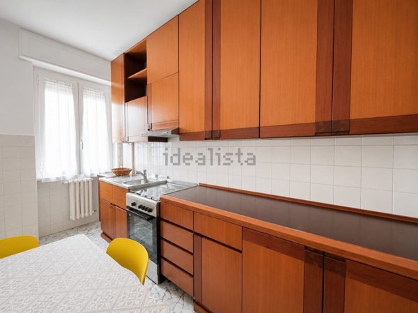 appartamento in affitto a Milano in zona Lorenteggio