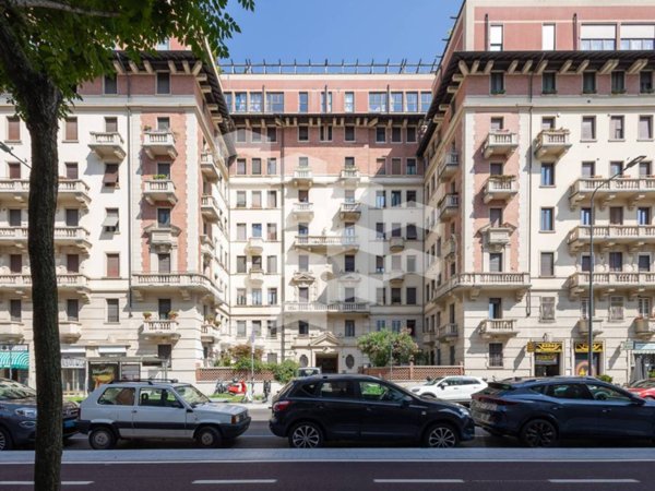 negozio in affitto a Milano in zona Solari