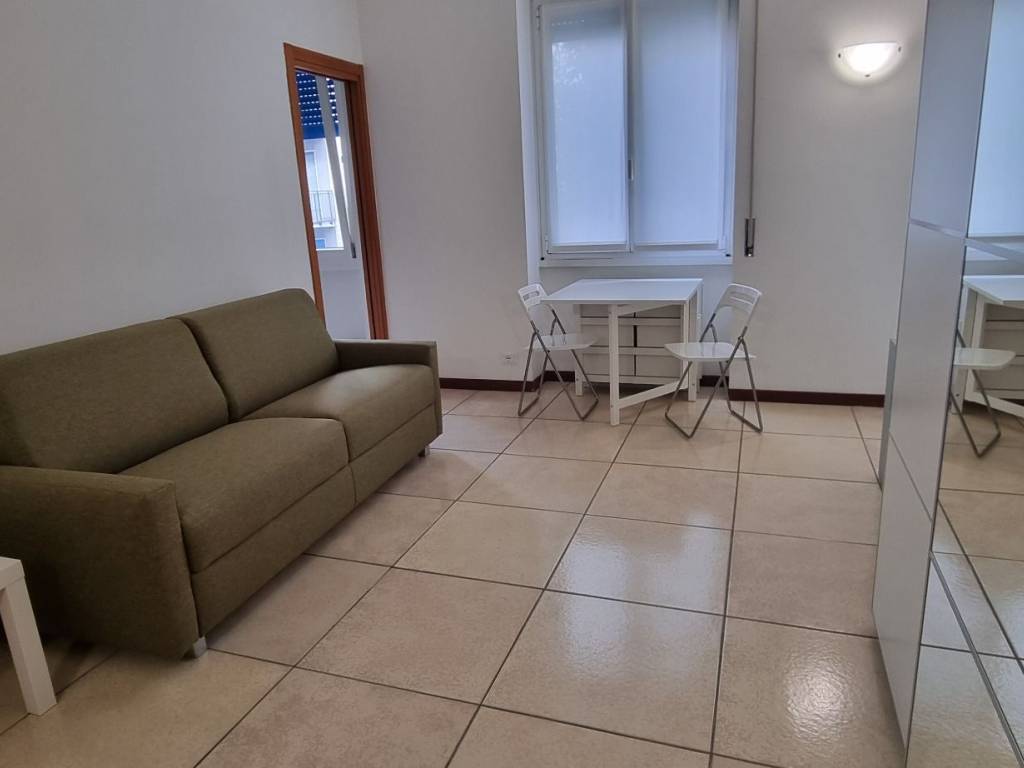 appartamento in affitto a Milano in zona Piazzale Lodi