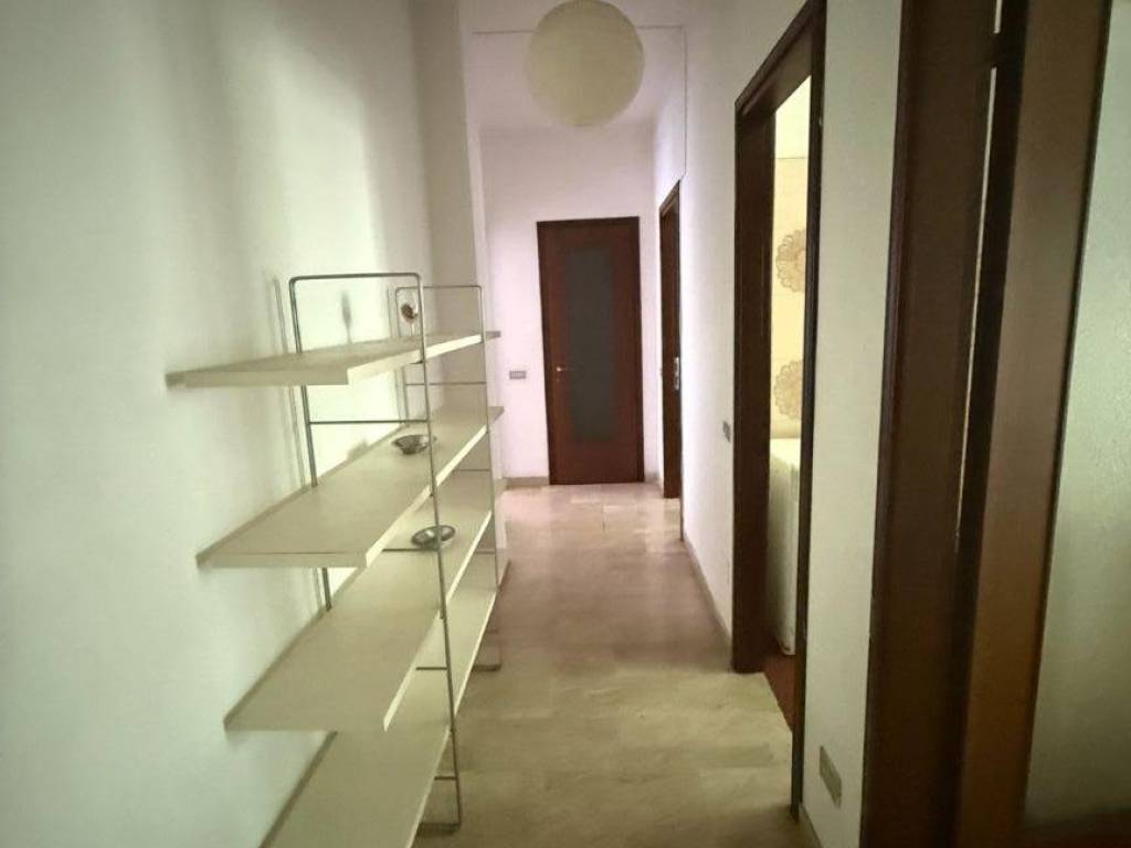appartamento in affitto a Milano in zona Famagosta