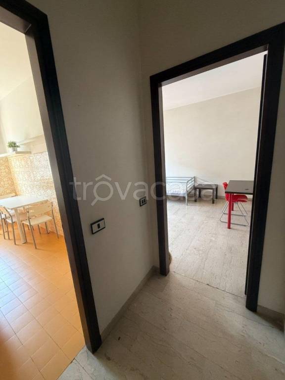 appartamento in affitto a Milano in zona Famagosta