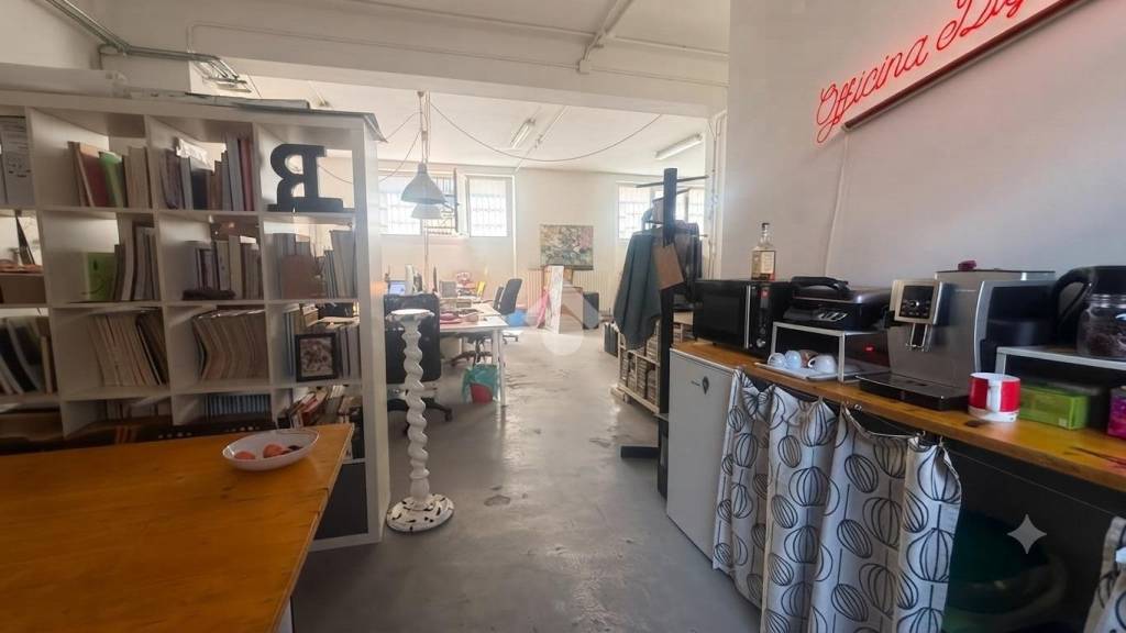 negozio in affitto a Milano in zona Dergano