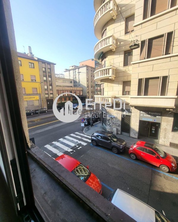 appartamento in affitto a Milano in zona Corsica