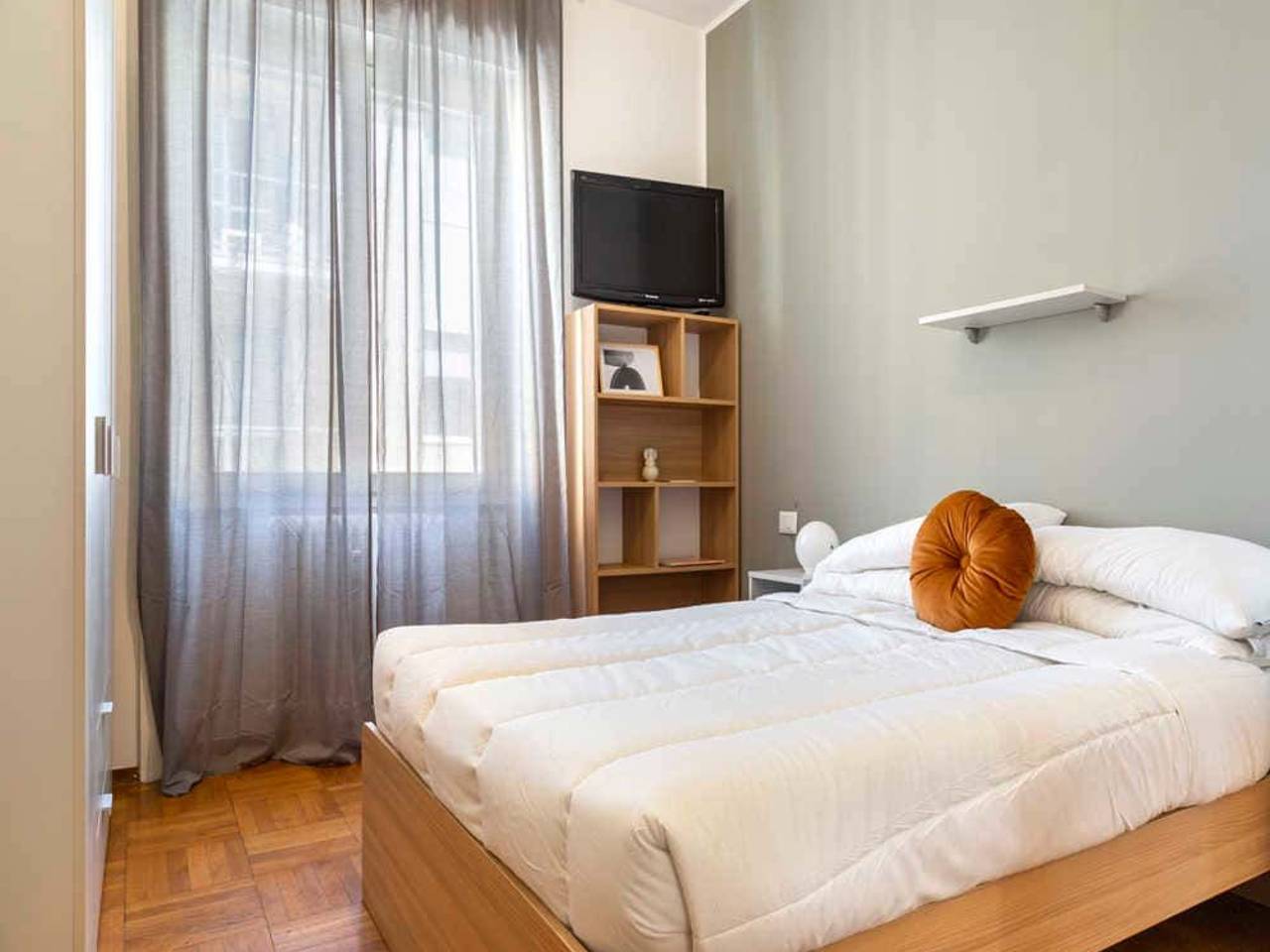 negozio in affitto a Milano in zona Cinque Giornate