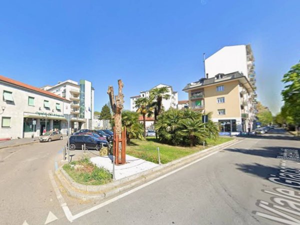 negozio in affitto a Milano in zona Porta Romana