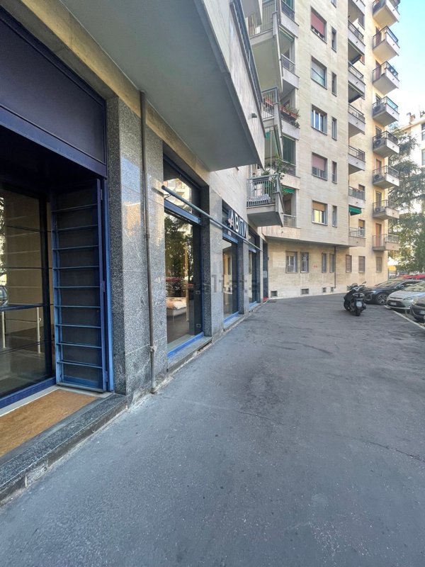 ufficio in affitto a Milano in zona Rembrandt