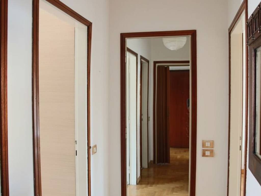 appartamento in affitto a Milano in zona Porta Genova