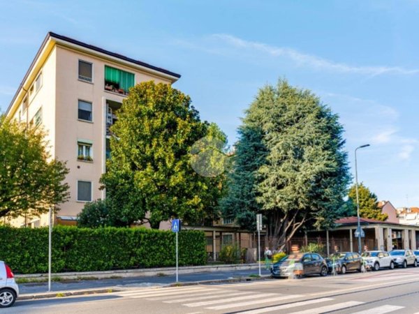 appartamento in affitto a Milano in zona Bande Nere