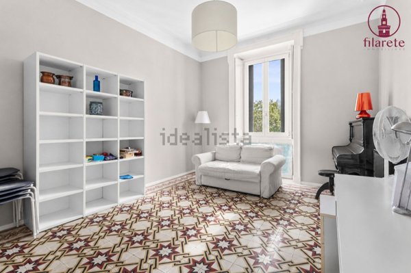 appartamento in affitto a Milano in zona Corsica