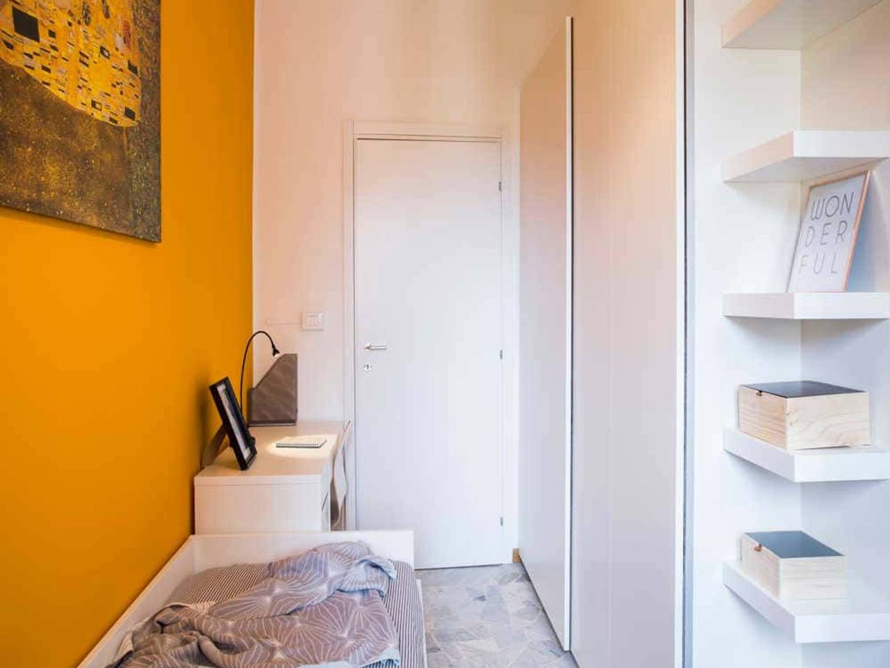casa indipendente in affitto a Milano in zona Lorenteggio
