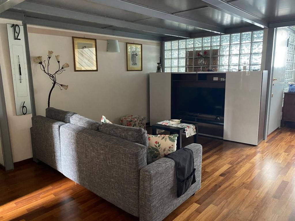 appartamento in affitto a Milano in zona Famagosta