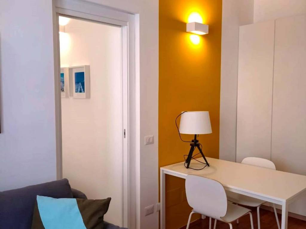 appartamento in affitto a Milano in zona Lorenteggio