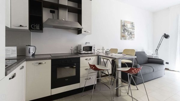 appartamento in affitto a Milano in zona Ponte Seveso