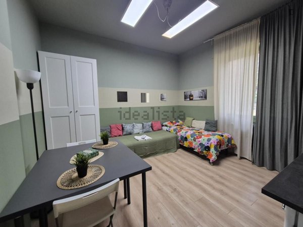 appartamento in affitto a Milano in zona Famagosta